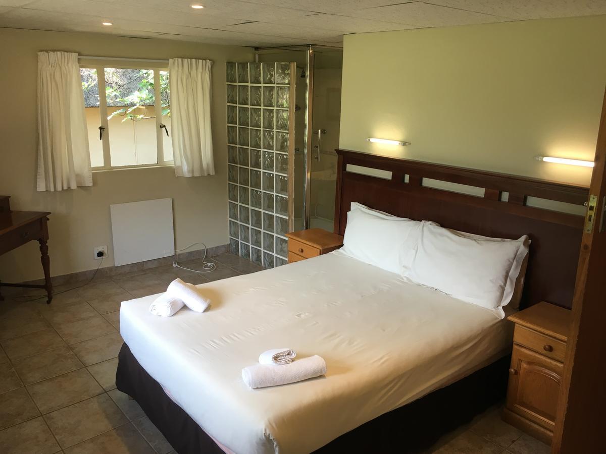 Dragon Peaks Mountain Resort Champagne Valley Εξωτερικό φωτογραφία